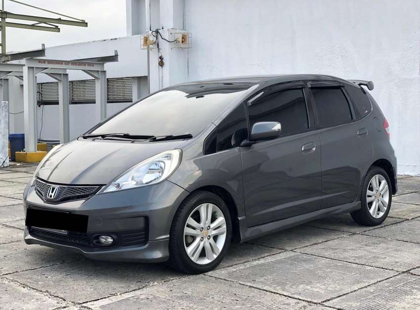 Honda Jazz RS AT 2012 Istimewa dan Bagus bisa tt yaris brio 290510